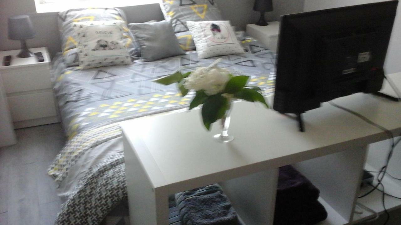 Chambre D'Hotes Campagne Saint-Julien-les-Gorze 外观 照片